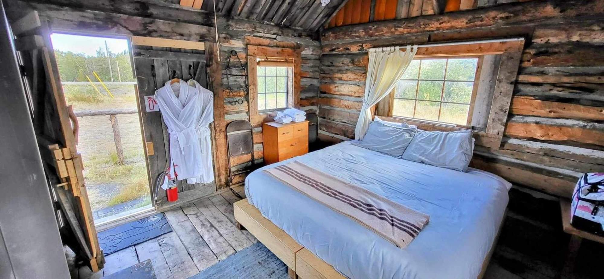 Mount Logan Ecolodge & Retreat Center Haines Junction Eksteriør bilde
