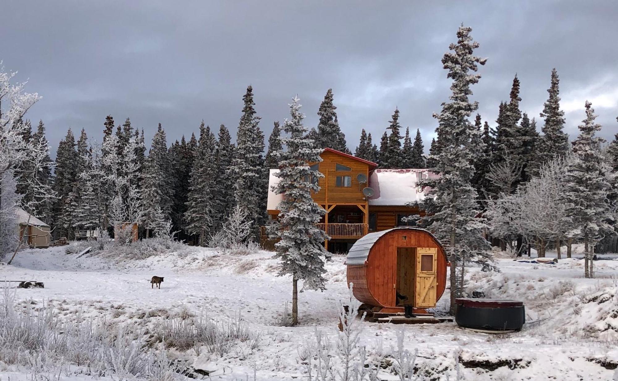 Mount Logan Ecolodge & Retreat Center Haines Junction Eksteriør bilde