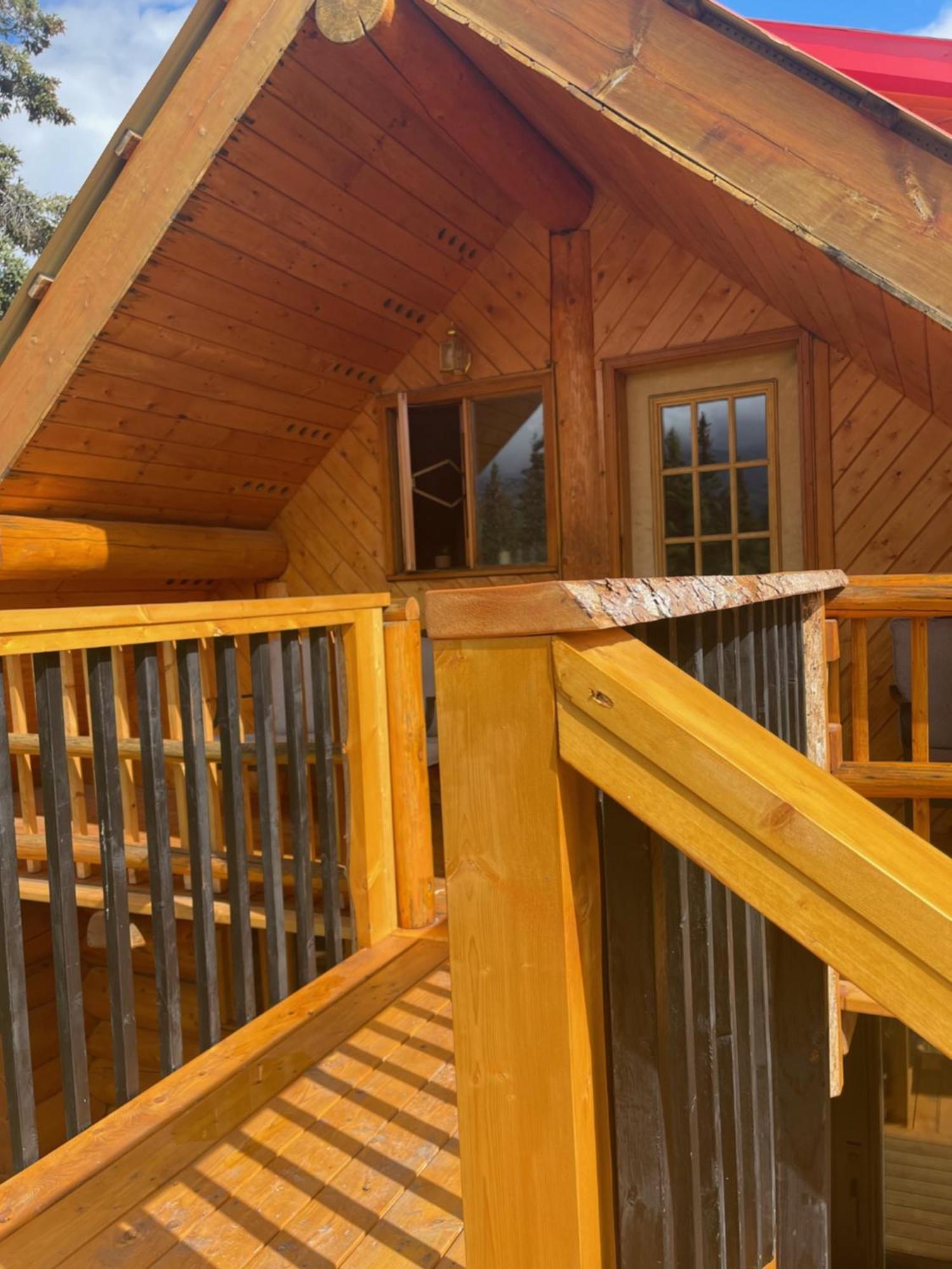 Mount Logan Ecolodge & Retreat Center Haines Junction Eksteriør bilde