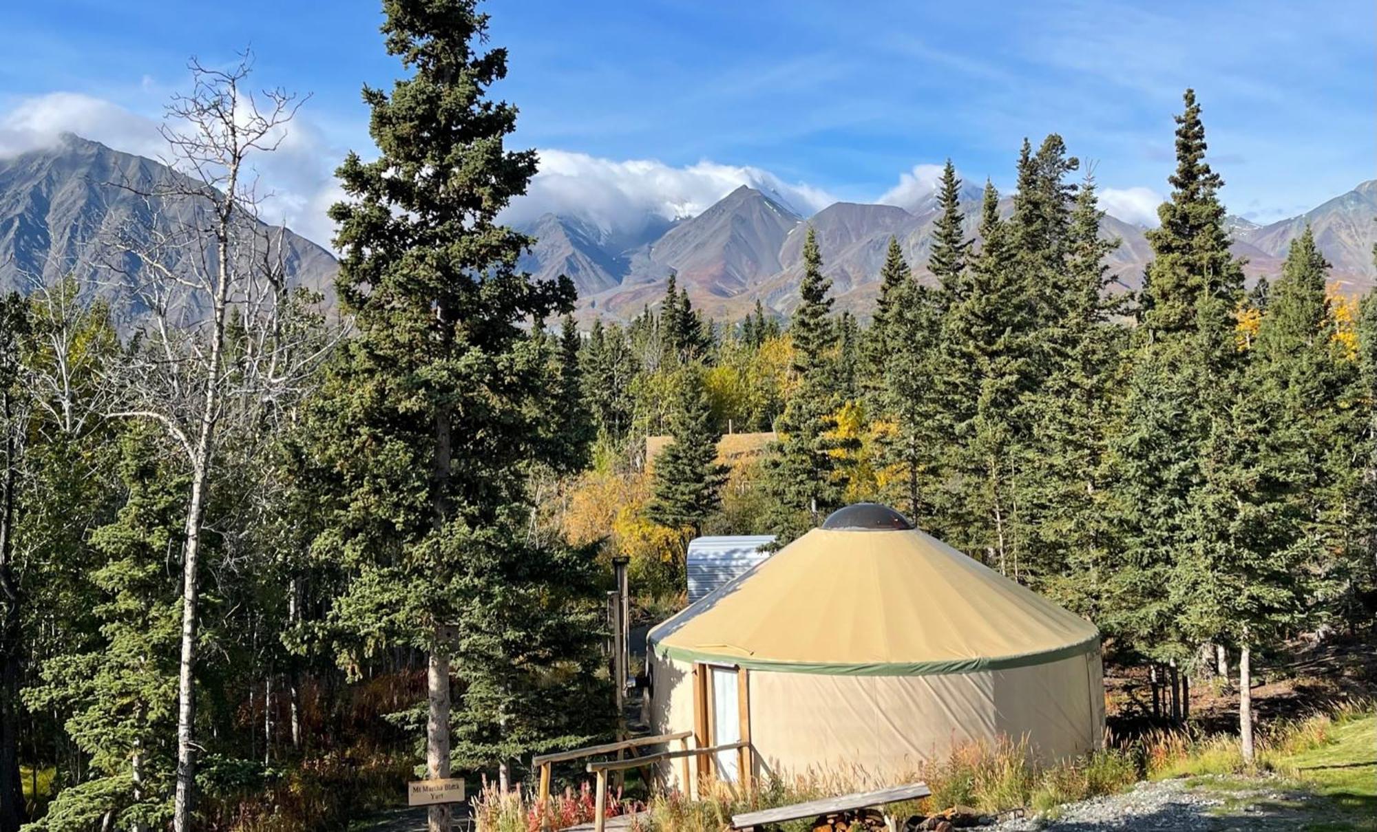 Mount Logan Ecolodge & Retreat Center Haines Junction Eksteriør bilde