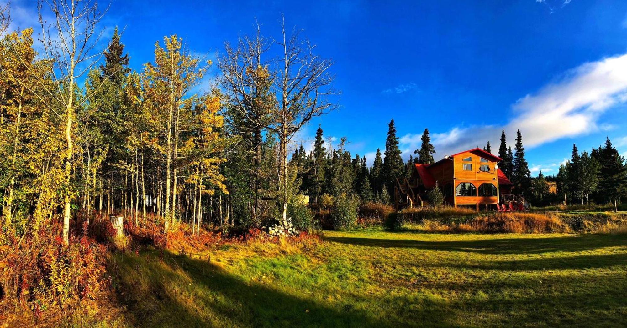 Mount Logan Ecolodge & Retreat Center Haines Junction Eksteriør bilde